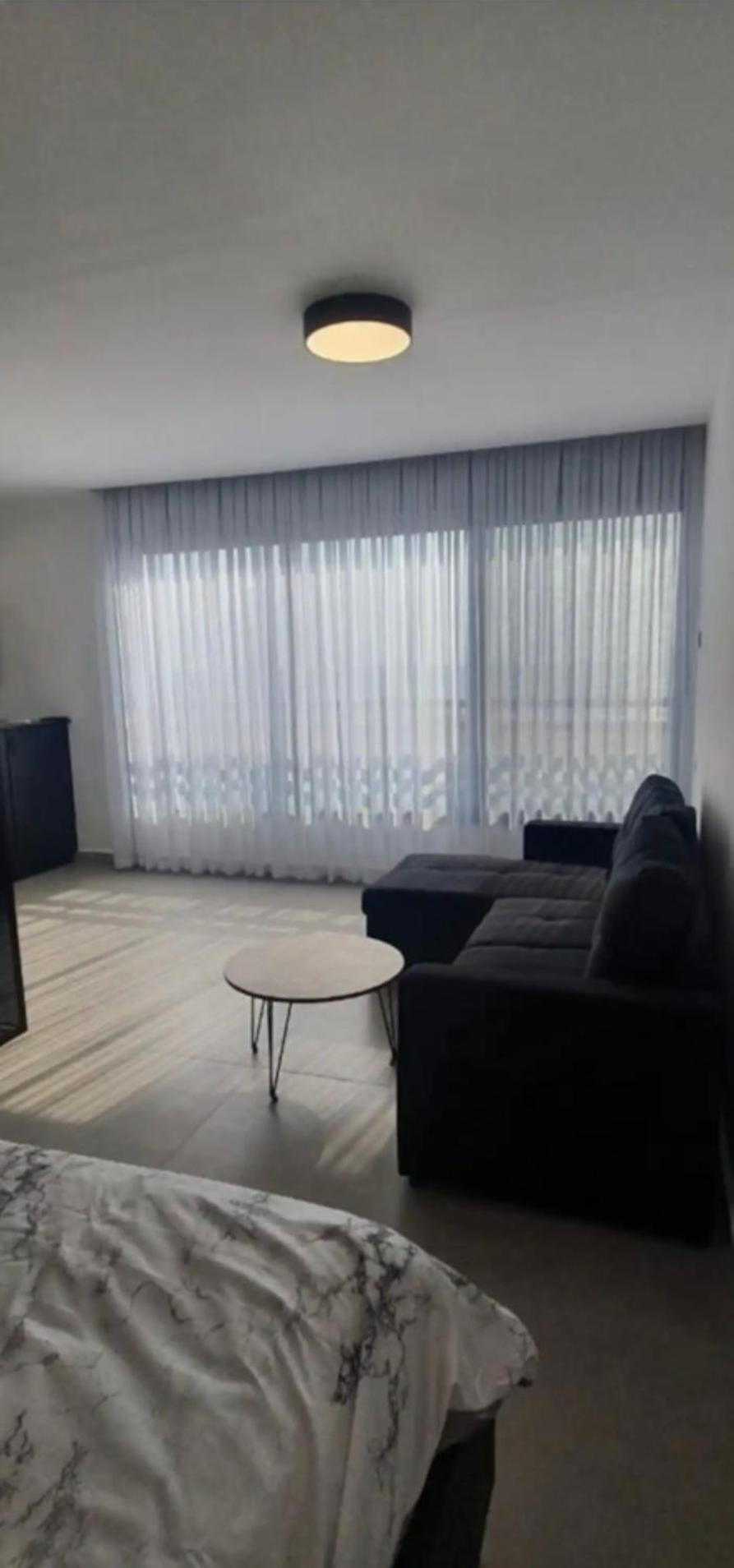 Ryo 11 דירת נופש חדשה על חוף הים נוף לים Apartman Bat Jám Kültér fotó